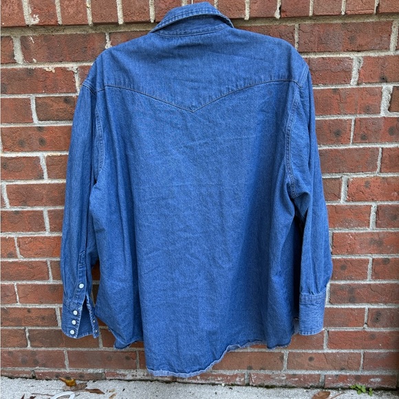Wrangler Denim Chambray Pearl Snap Button Up Shirt Size 18x34 Men’s - Picture 4 of 4